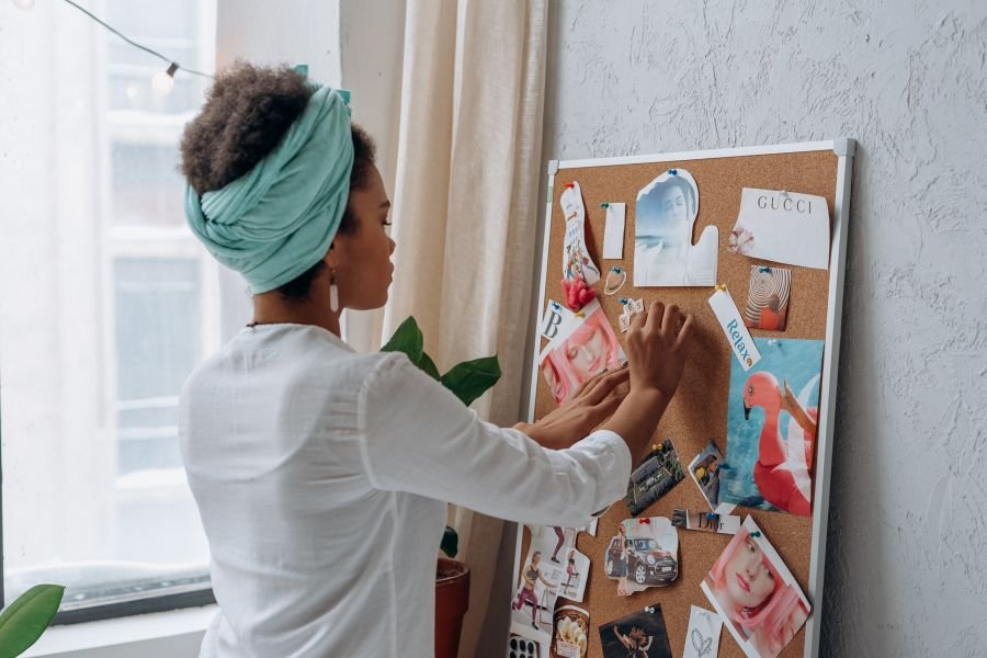 how to make a vision board